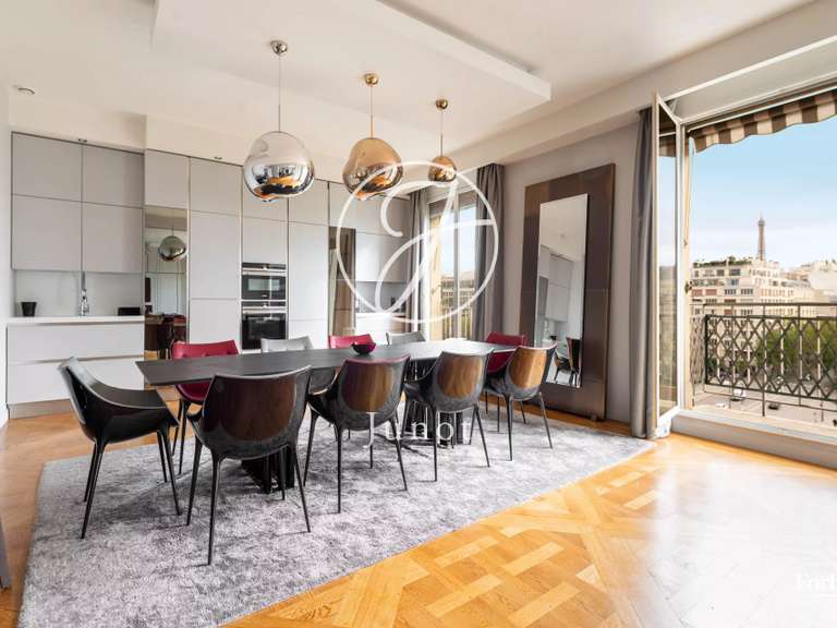 Appartement Paris 16e - 5 chambres - 206m²