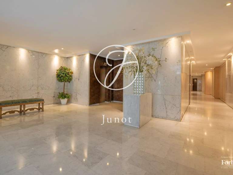 Appartement Paris 8e - 1 chambre - 45m²