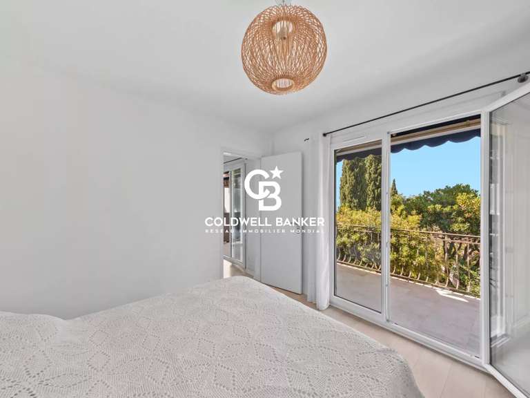 Apartment with Sea view Rayol-Canadel-sur-Mer - 3 bedrooms - 70m²