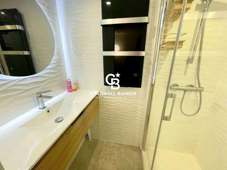 Apartment with Sea view Hyères - 3 bedrooms - 165m²