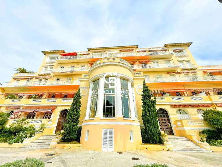 Apartment with Sea view Hyères - 3 bedrooms - 165m²