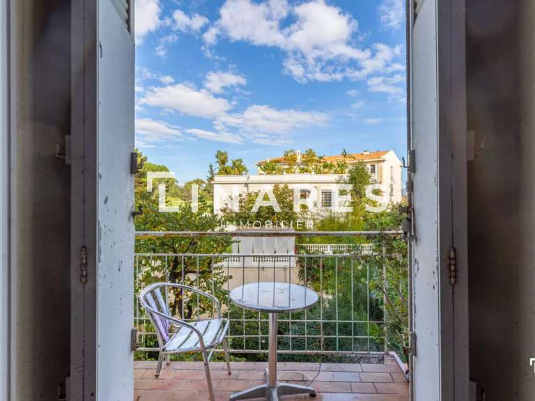 Appartement Marseille 8e - 4 chambres - 211m²