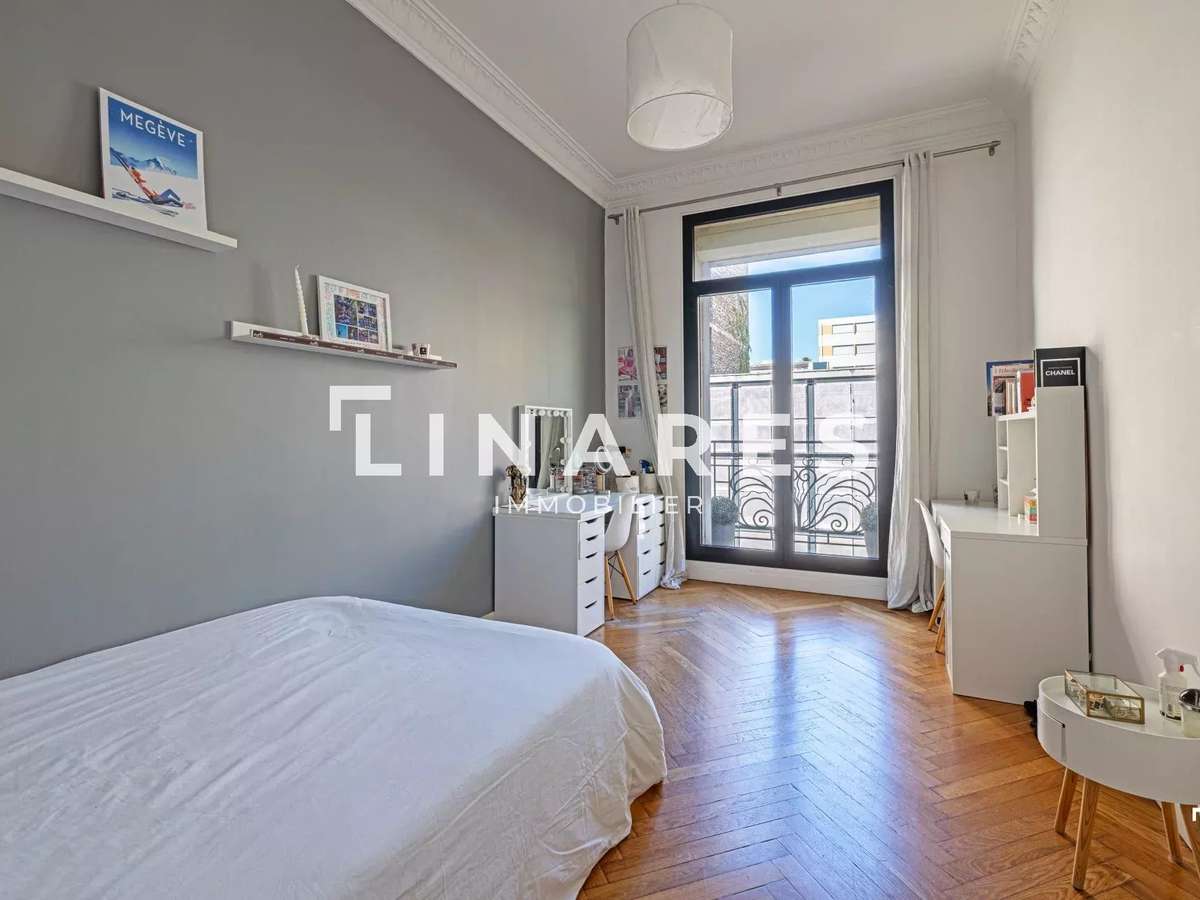Apartment Marseille 8e
