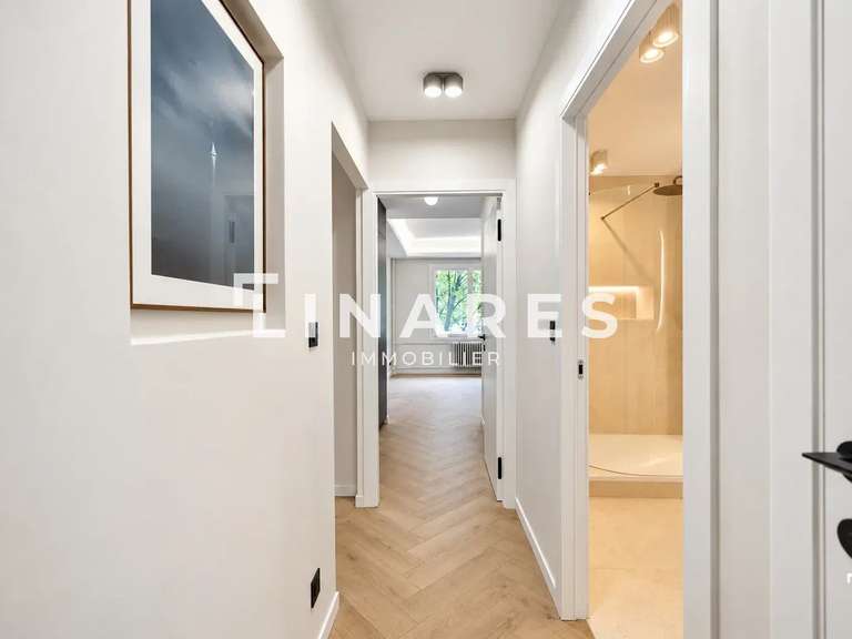Appartement Marseille 8e - 2 chambres - 92m²