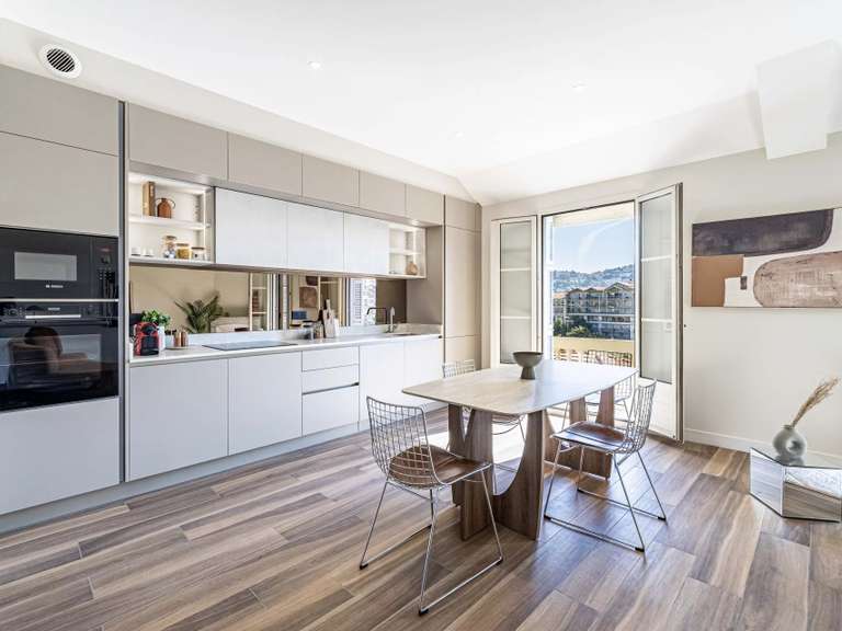 Appartement Nice - 2 chambres - 70m²