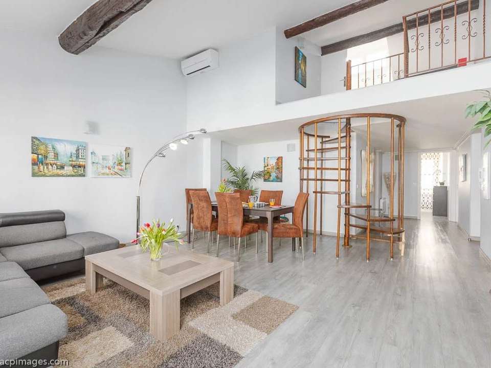 Apartment Nice