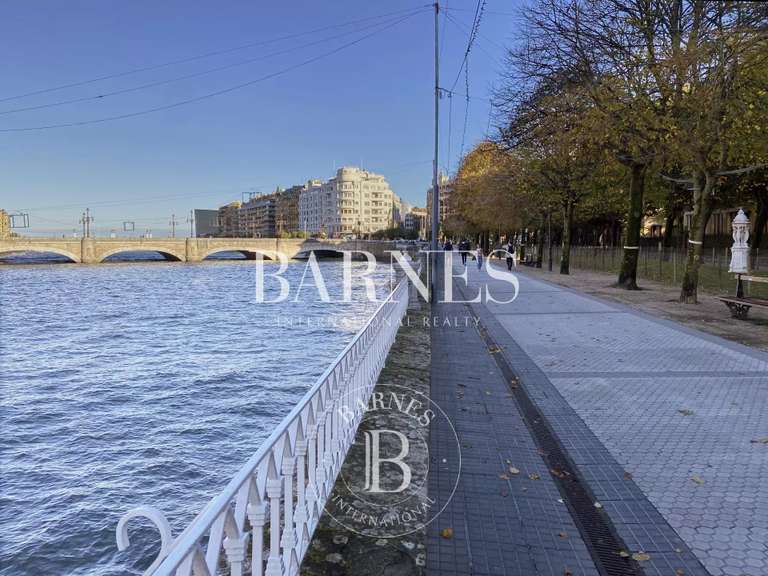 Appartement Saint-Sébastien - 5 chambres - 138m²