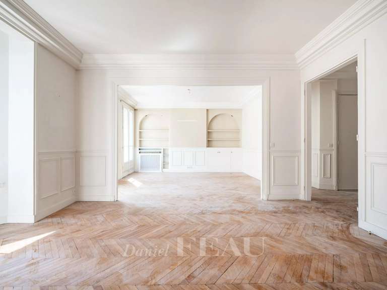 Appartement Paris 16e - 3 chambres - 159m²
