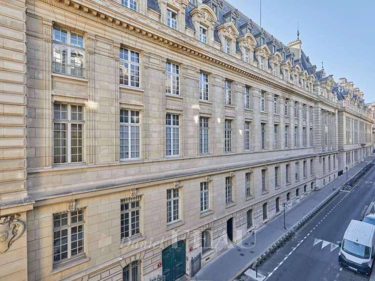 Appartement Paris 5e - 2 chambres - 64m²