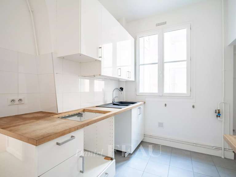 Appartement Paris 16e - 3 chambres - 148m²