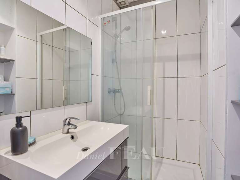 Appartement Paris 5e - 2 chambres - 71m²