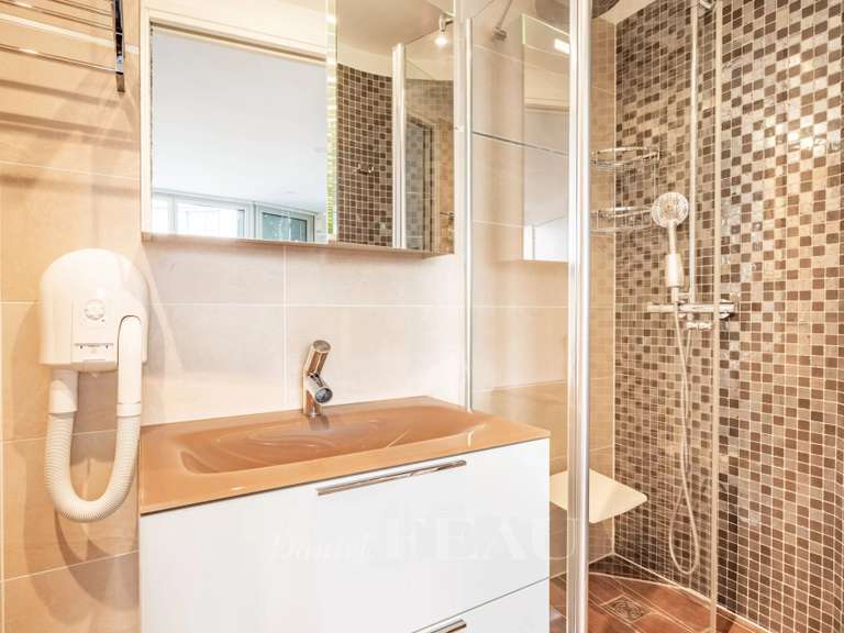 Appartement Paris 4e - 6 chambres - 197m²