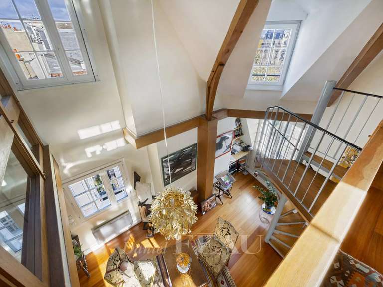 Appartement Paris 5e - 2 chambres - 102m²