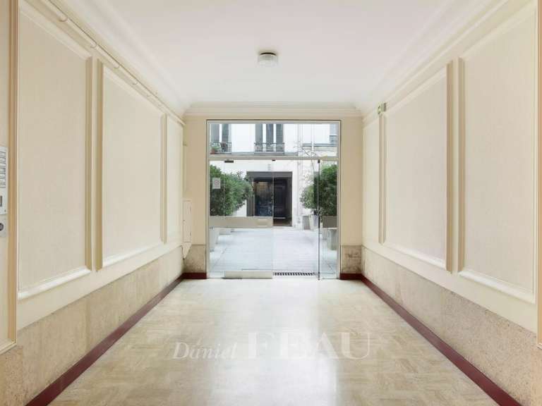 Appartement Paris 6e - 2 chambres - 69m²