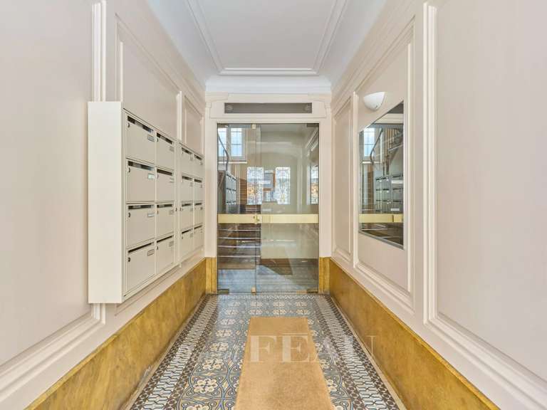 Appartement Paris 5e - 2 chambres - 62m²