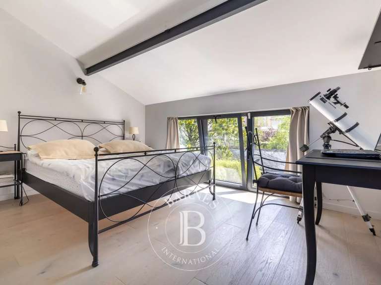 Appartement Nogent-sur-Marne - 2 chambres - 105m²
