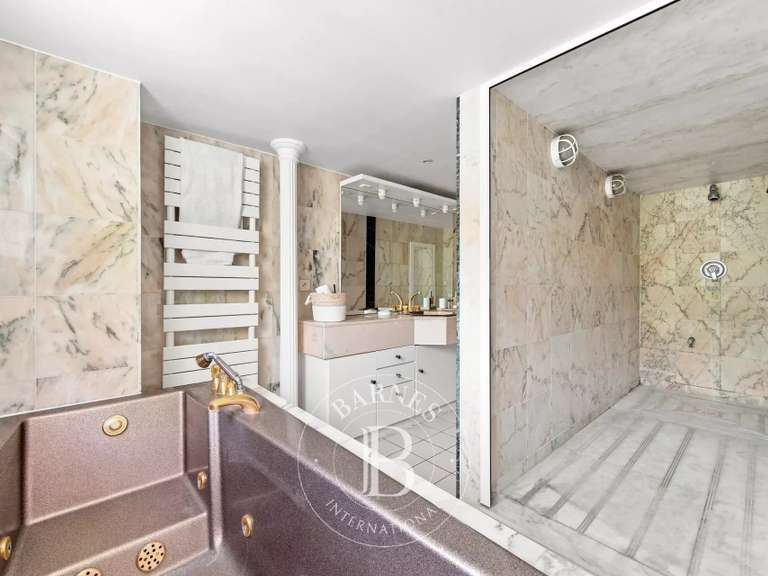 Apartment Nogent-sur-Marne - 4 bedrooms - 203m²