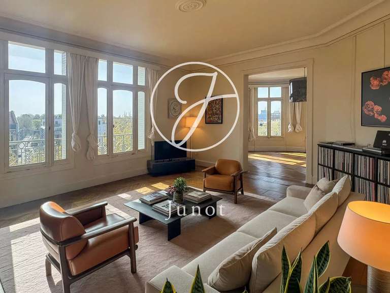 Appartement La Madeleine - 5 chambres - 225m²