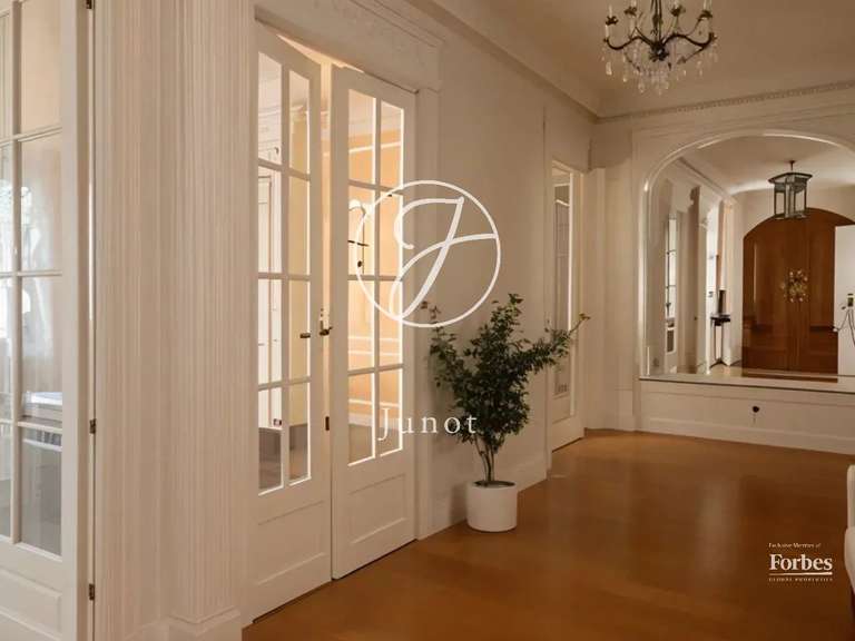 Appartement Lille - 3 chambres - 208m²