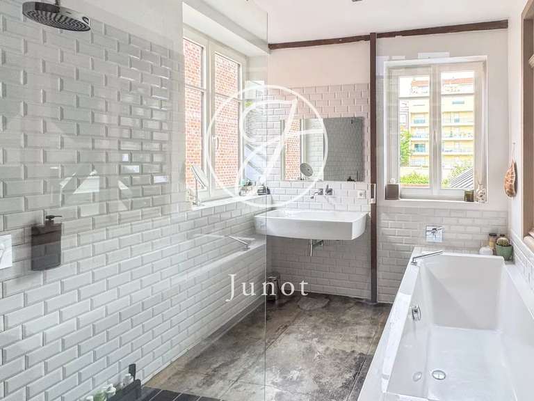 Appartement Lille - 4 chambres - 396m²