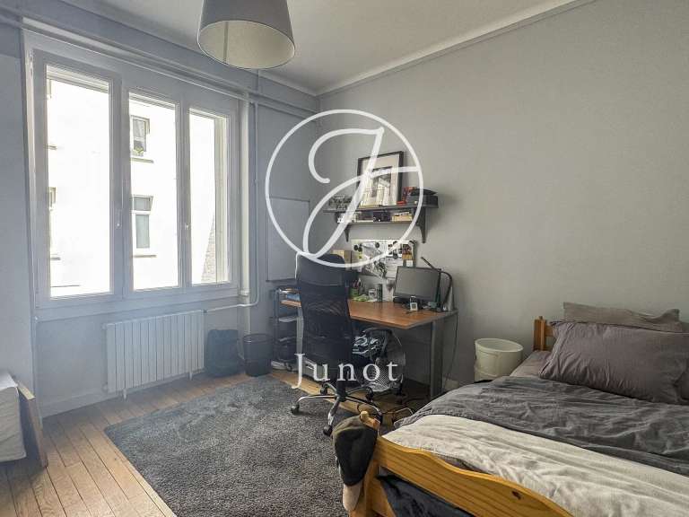 Apartment La Madeleine - 4 bedrooms - 173m²