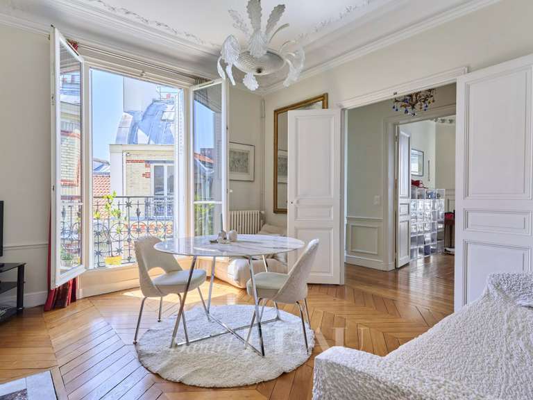 Apartment Paris 10e - 2 bedrooms - 67m²
