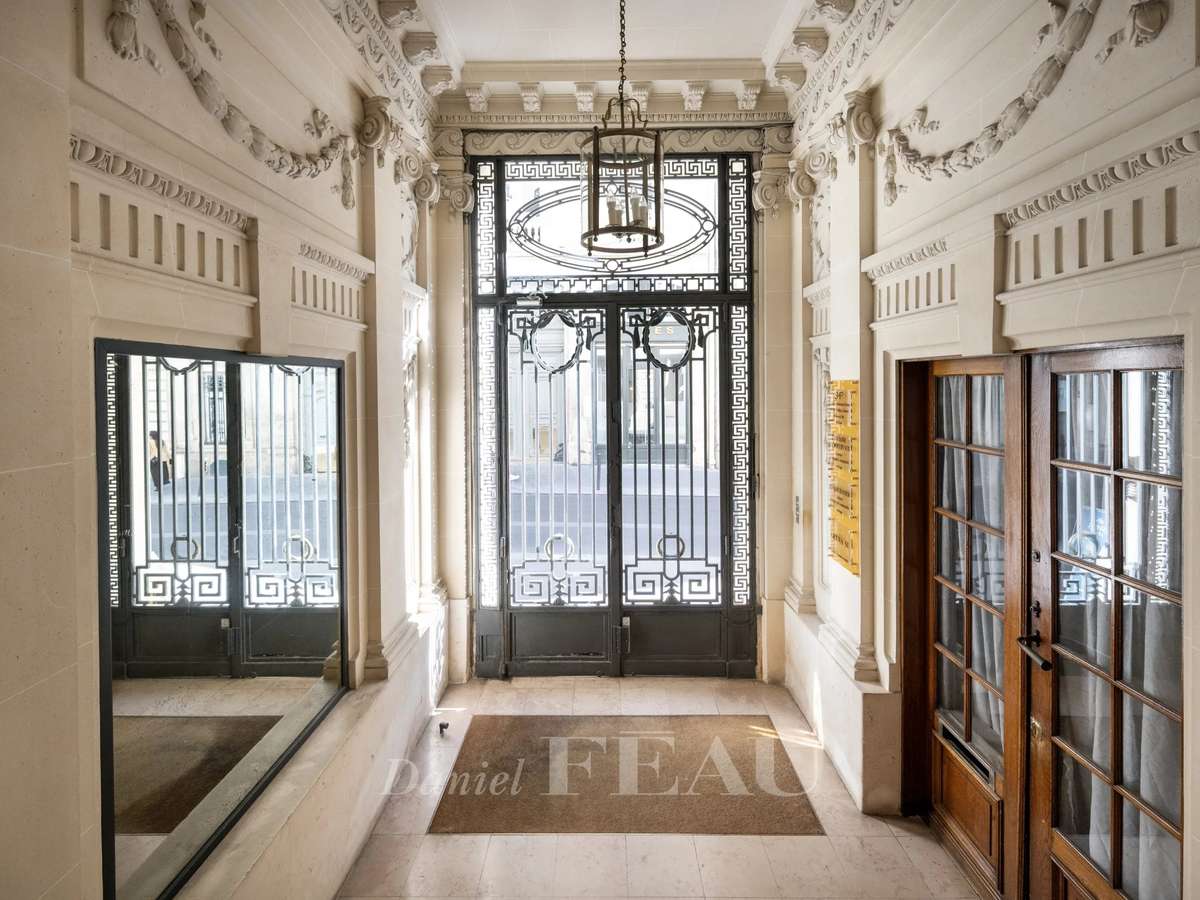 Apartment Paris 9e