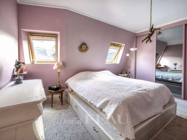 Appartement Paris 9e - 3 chambres - 119m²