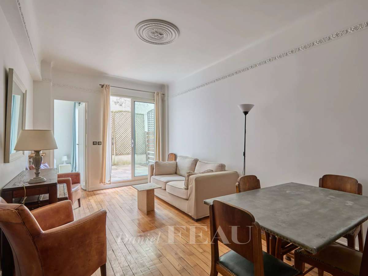 Apartment Paris 18e