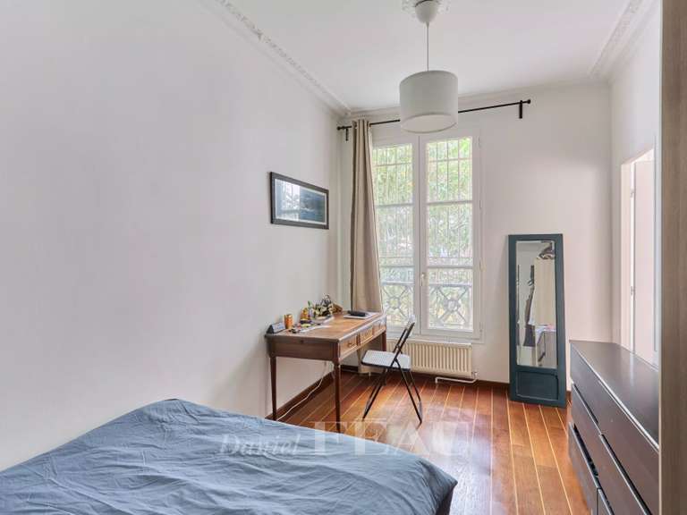 Appartement Paris 9e - 3 chambres - 114m²