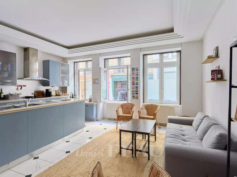 Appartement Paris 9e - 3 chambres - 114m²