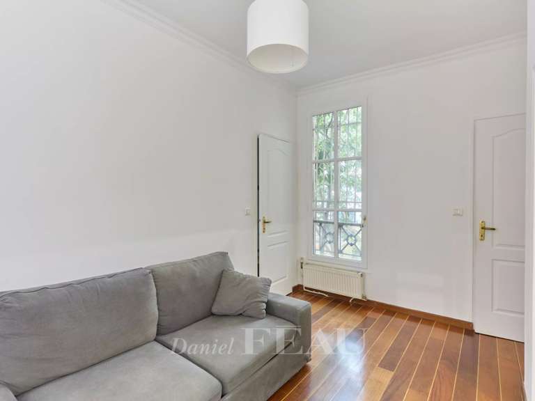 Appartement Paris 9e - 3 chambres - 114m²