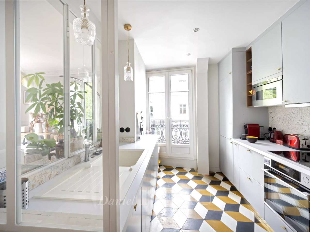 Apartment Paris 18e