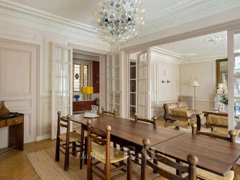 Appartement Paris 9e - 3 chambres - 119m²