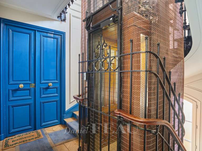 Appartement Paris 9e - 3 chambres - 103m²