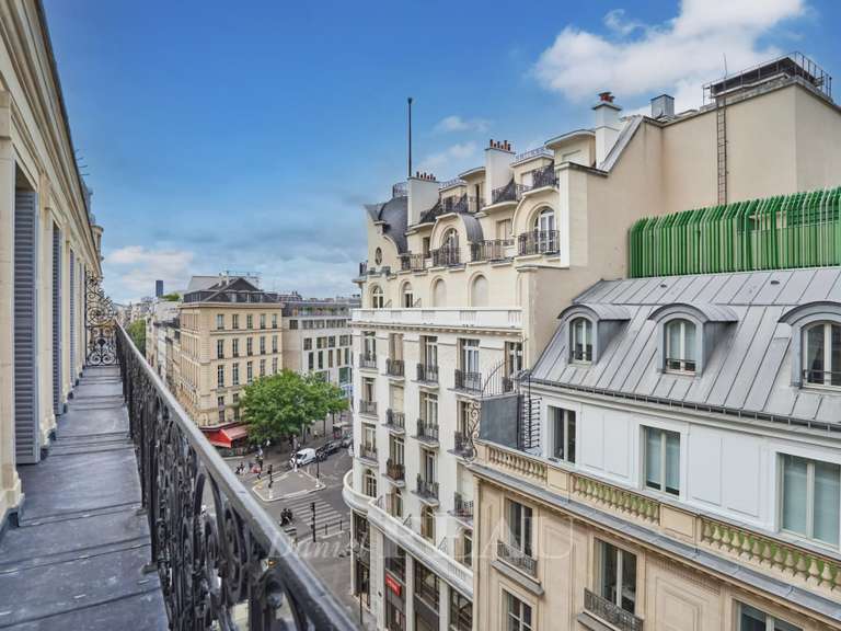 Appartement Paris 9e - 3 chambres - 166m²