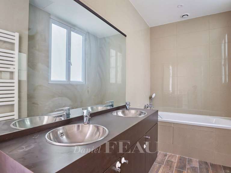 Apartment Paris 9e - 4 bedrooms - 144m²