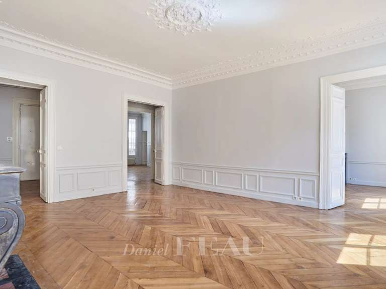 Apartment Paris 9e - 4 bedrooms - 144m²