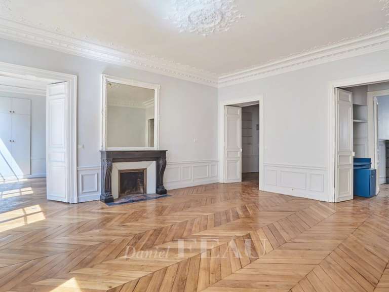 Appartement Paris 9e - 4 chambres - 144m²