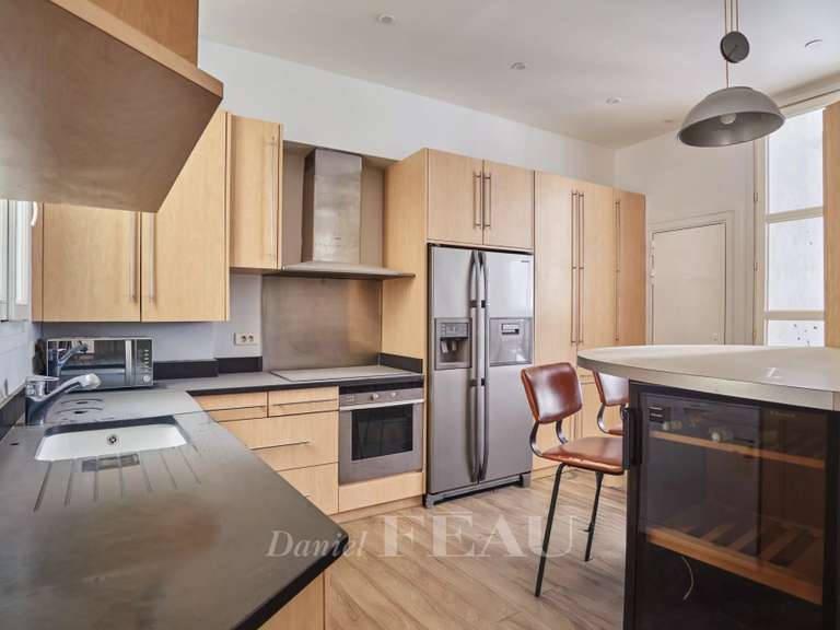 Appartement Paris 9e - 4 chambres - 144m²