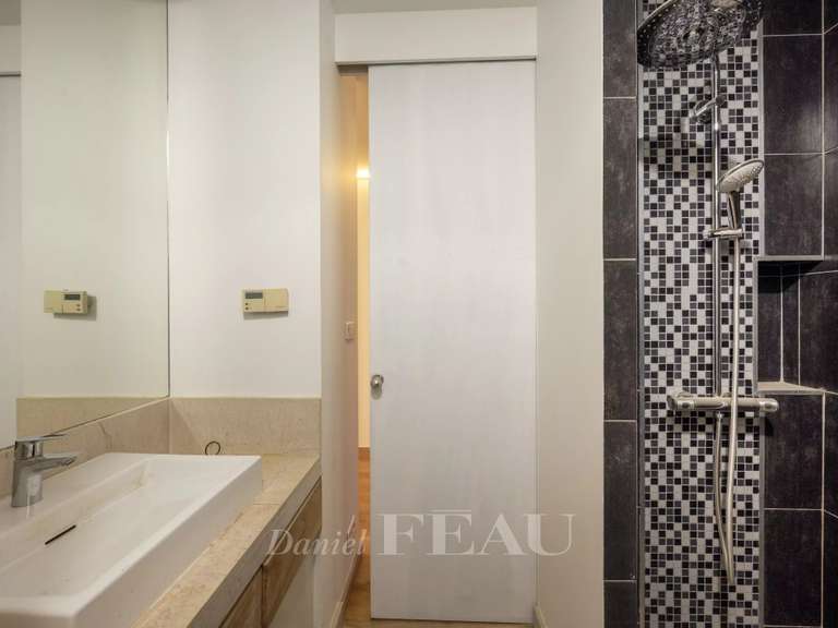 Apartment Paris 9e - 3 bedrooms - 210m²
