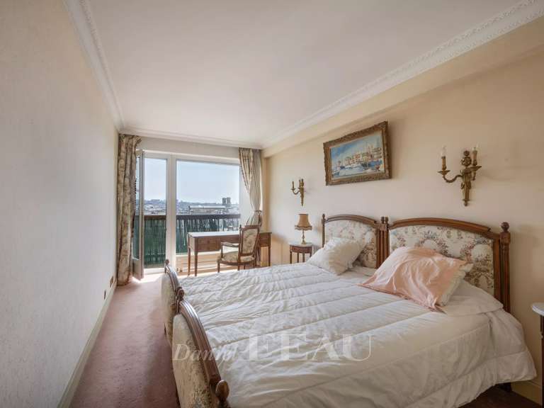 Apartment Paris 9e - 3 bedrooms - 103m²