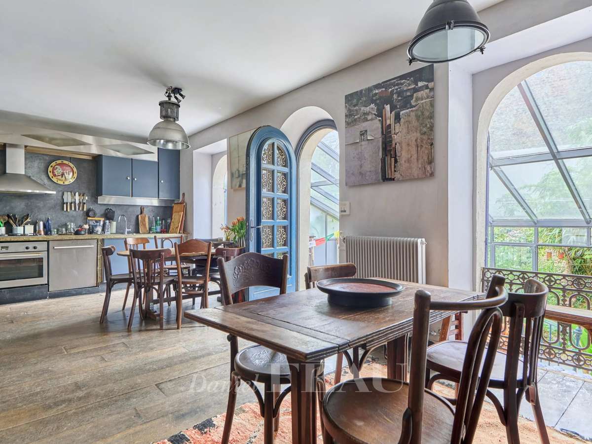 Apartment Paris 18e
