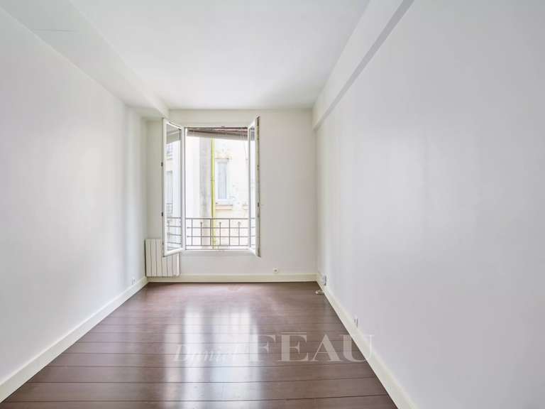 Appartement Paris 18e - 21m²
