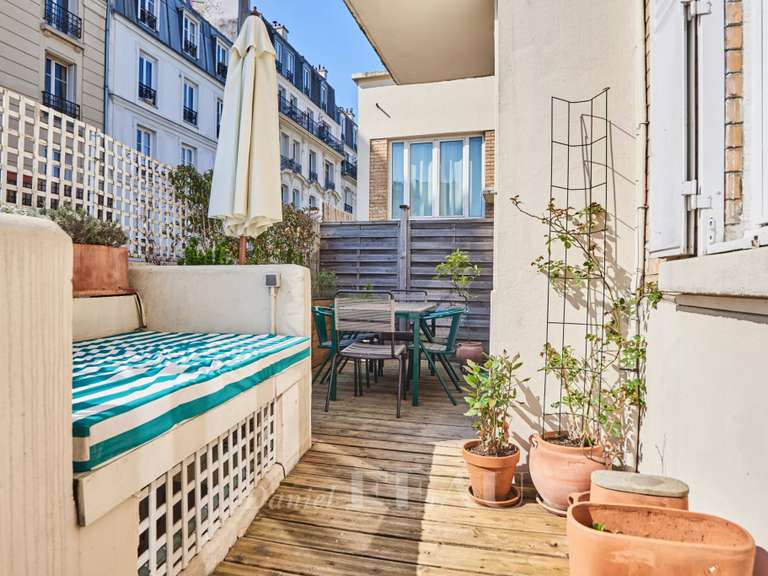 Apartment Paris 18e - 2 bedrooms - 67m²