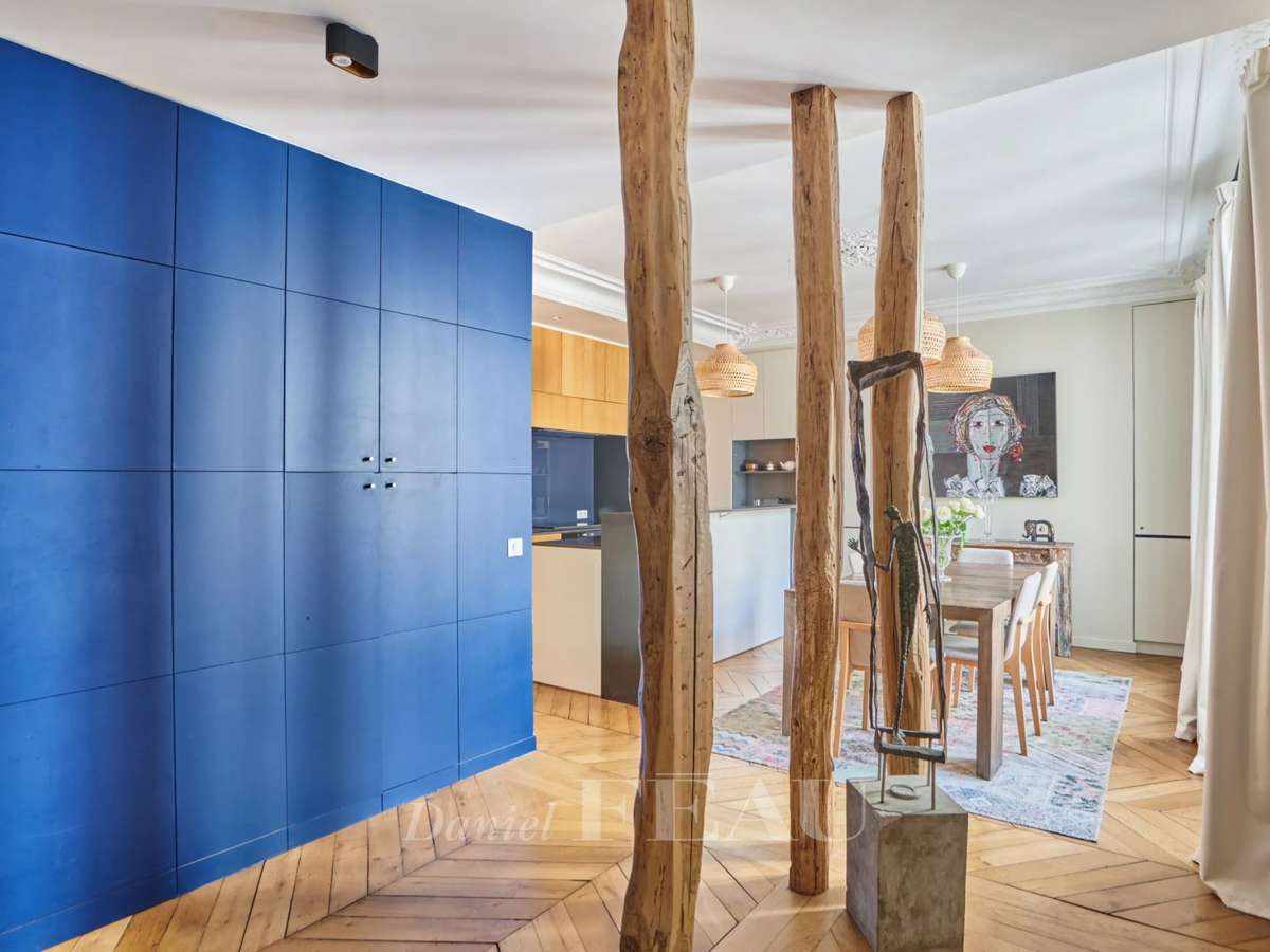 Apartment Paris 9e