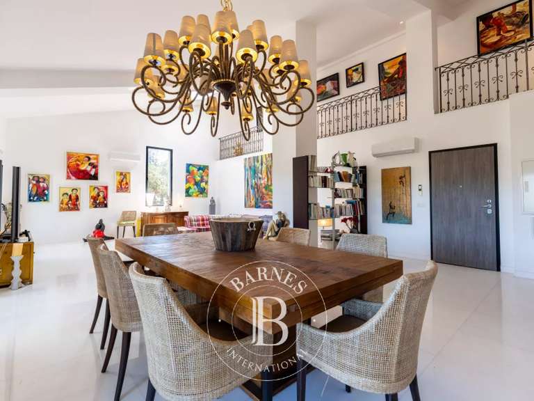 Apartment Porto-Vecchio - 5 bedrooms - 304m²