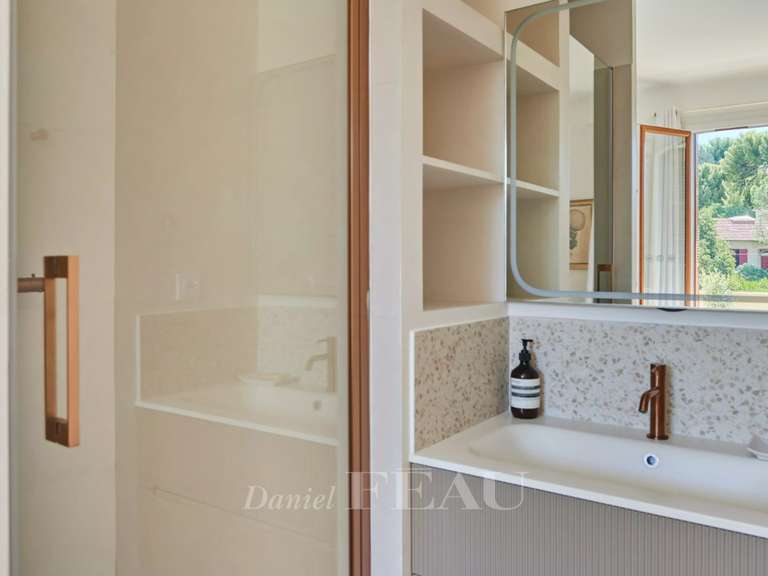 Appartement Marseille 8e - 3 chambres - 128m²