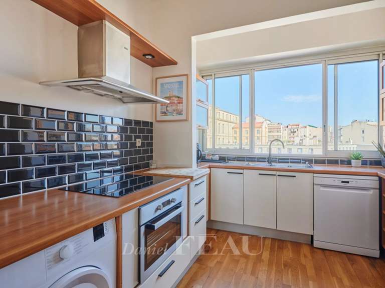 Appartement Marseille 2e - 1 chambre - 75m²