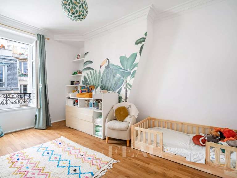 Appartement Paris 16e - 3 chambres - 136m²